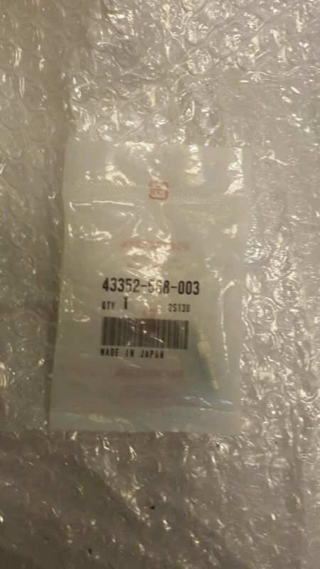 Honda 43352568003 штуцер прокачки
