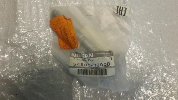 Nissan 545807S00B Болт